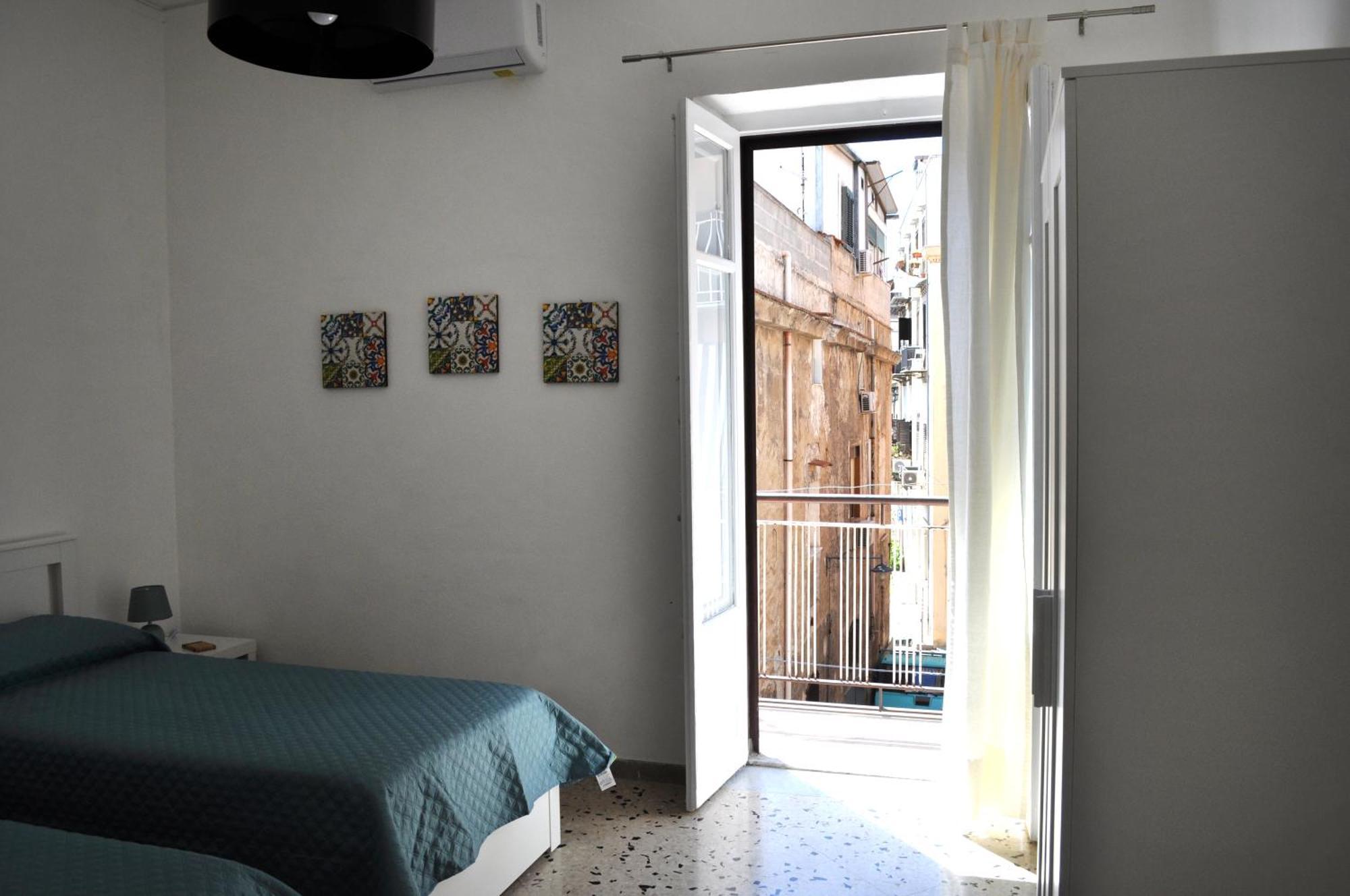 Palermo Centro-Borgo Vecchio "Casa Dalle Zie" Luaran gambar