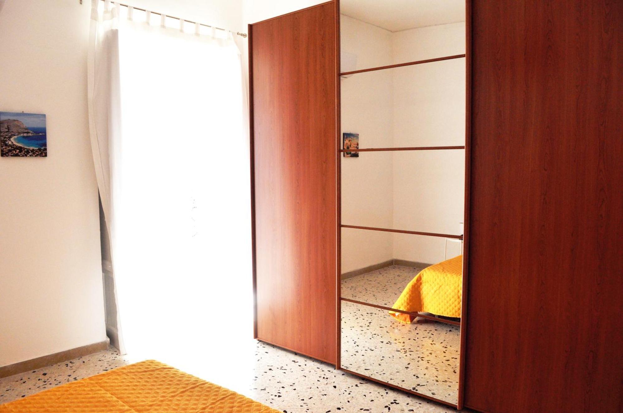 Palermo Centro-Borgo Vecchio "Casa Dalle Zie" Luaran gambar